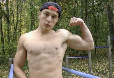 EastB – Randall White – Muscle Worship – Workout